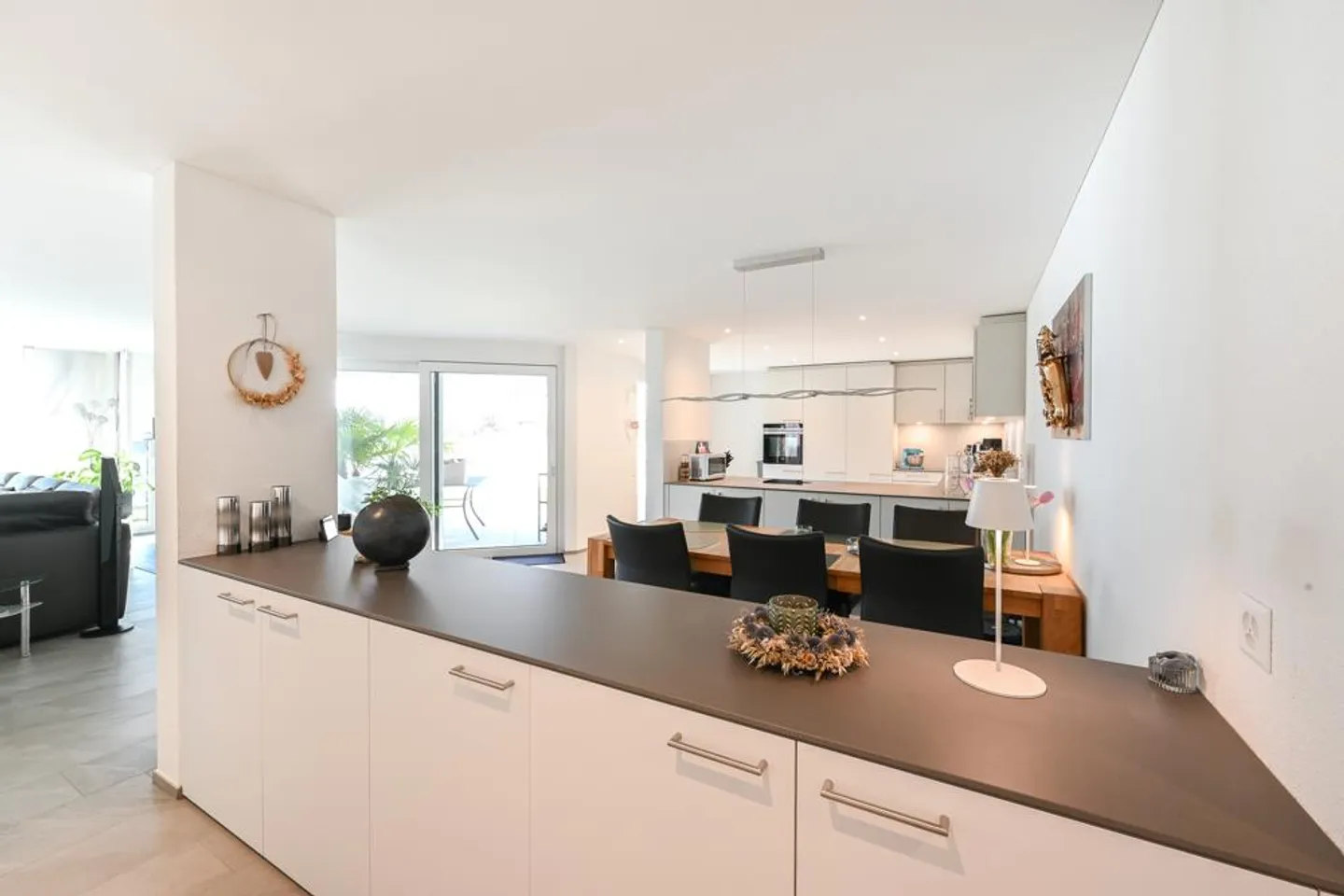 Appartement moderne et de haute qualité d'environ 161 m² avec vue sur la montagne - Photo 3 sur 7