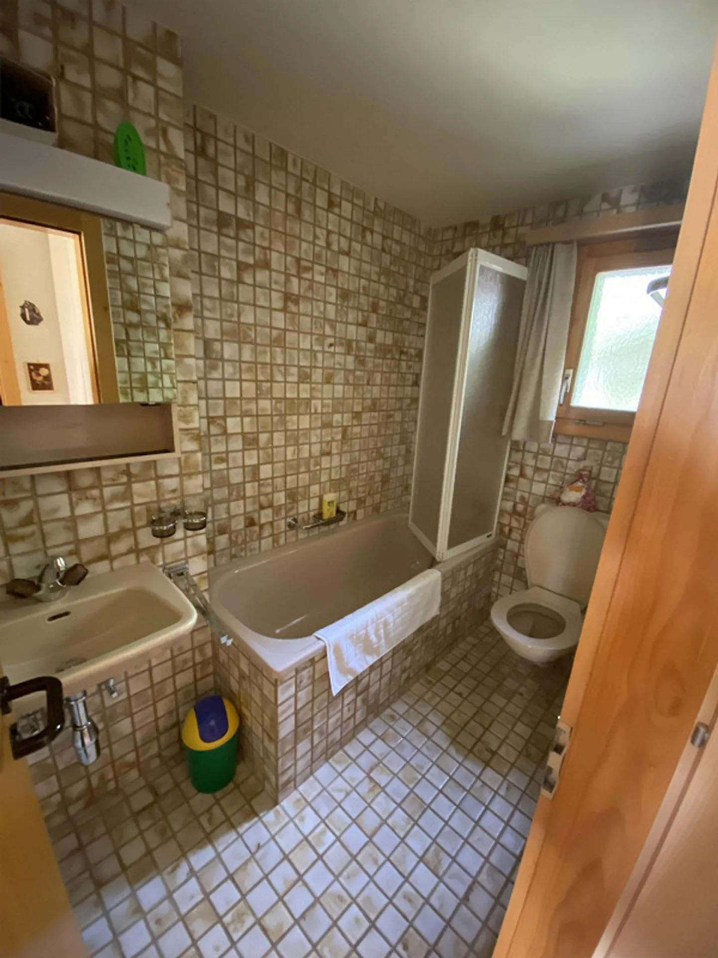 4.5 room apartment with balcony and terrace on 2 floors - Photo 13 of 20