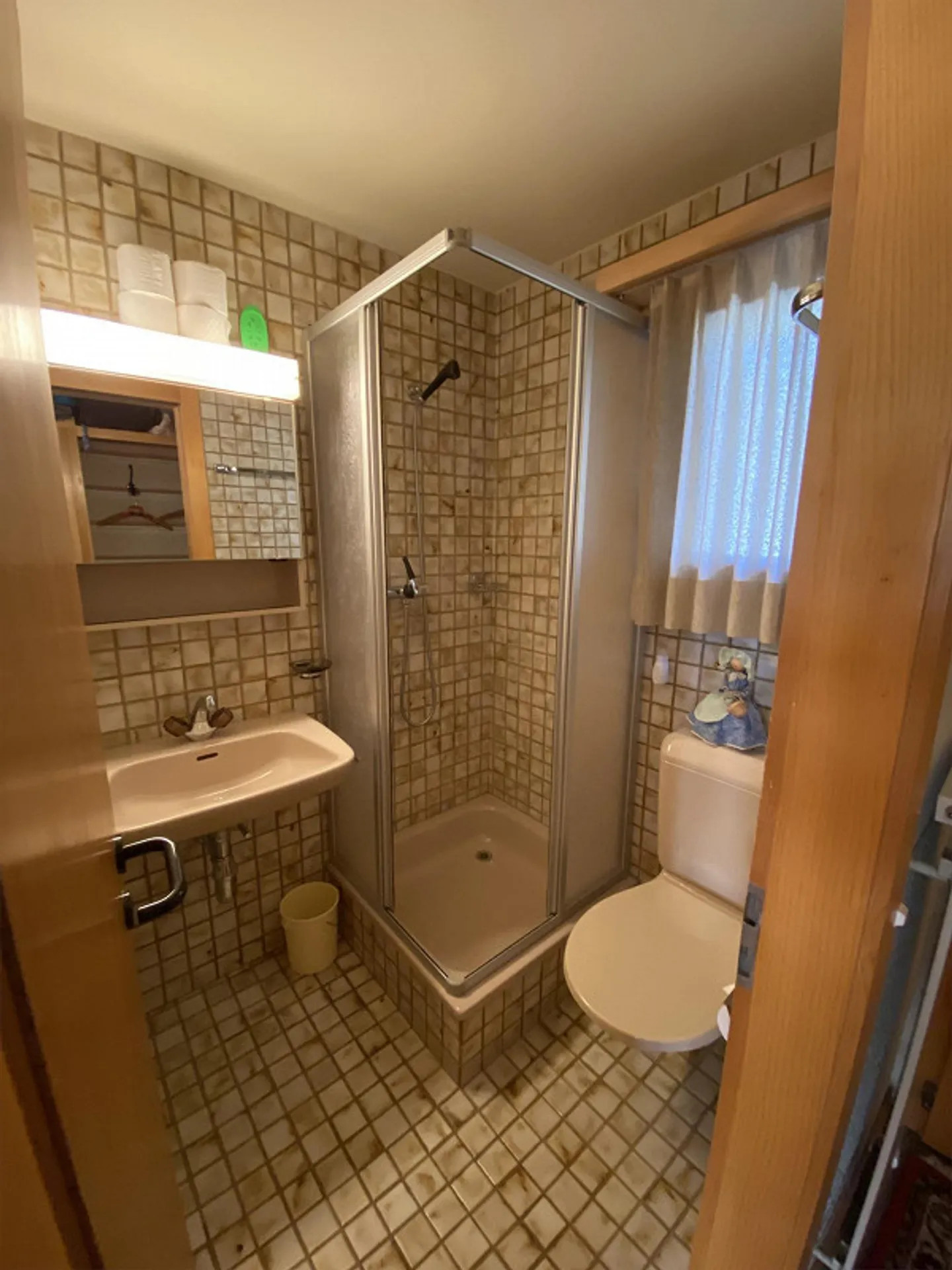 4.5 room apartment with balcony and terrace on 2 floors - Photo 14 of 20