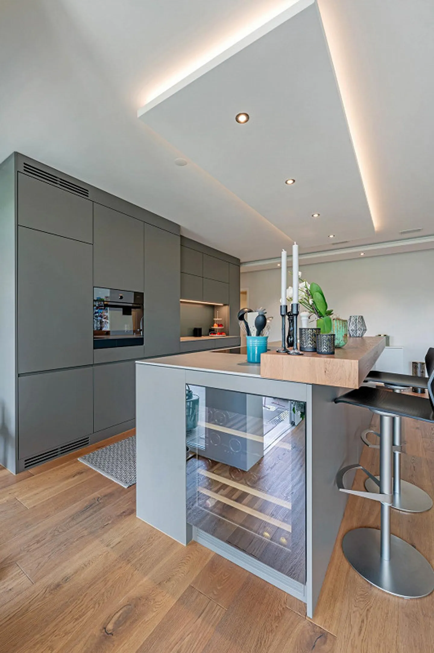 Moderno appartamento con terrazza di 4,5 stanze con vista panoramica, terrazza e giardino - Foto 10 di 18