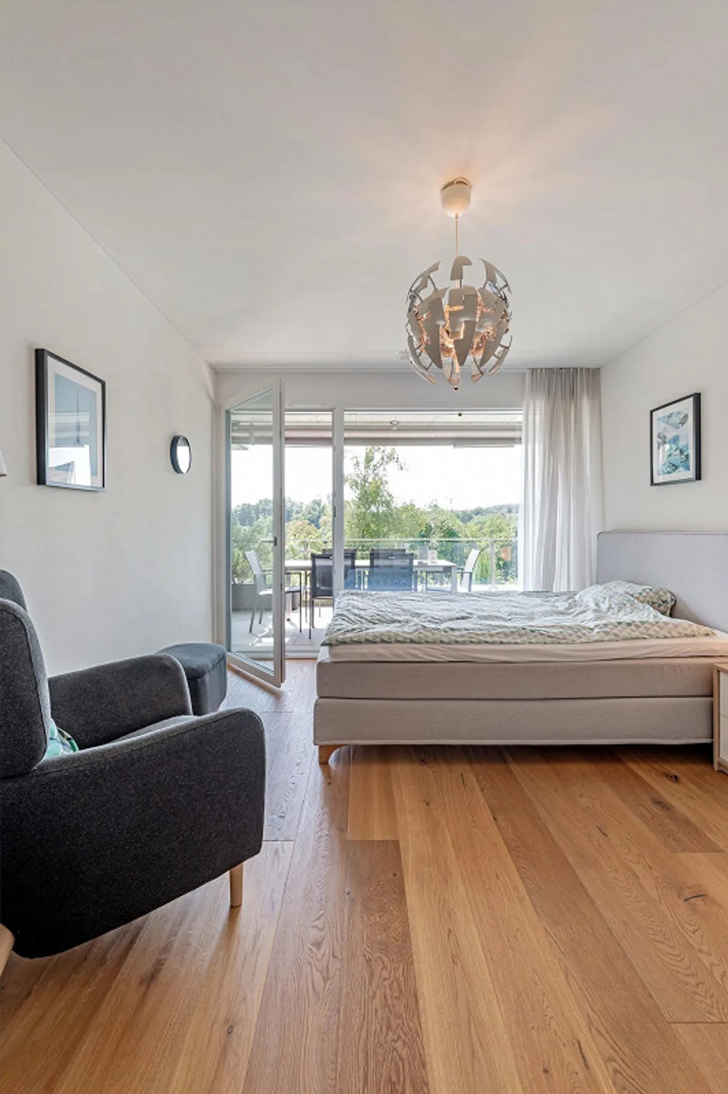 Moderno appartamento con terrazza di 4,5 stanze con vista panoramica, terrazza e giardino - Foto 16 di 18