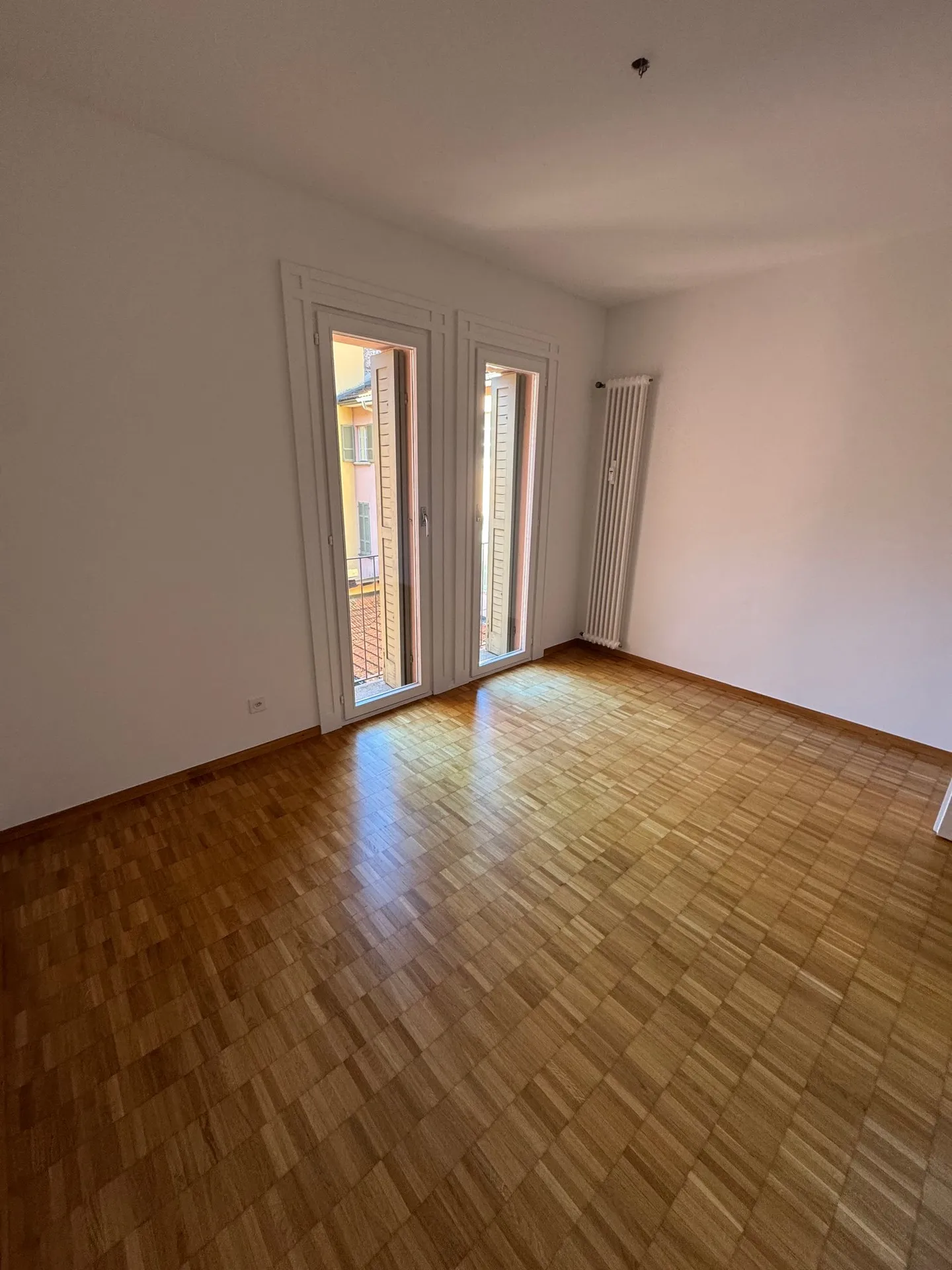 Rental apartment with 4.5 rooms for rent - Photo 3 of 5