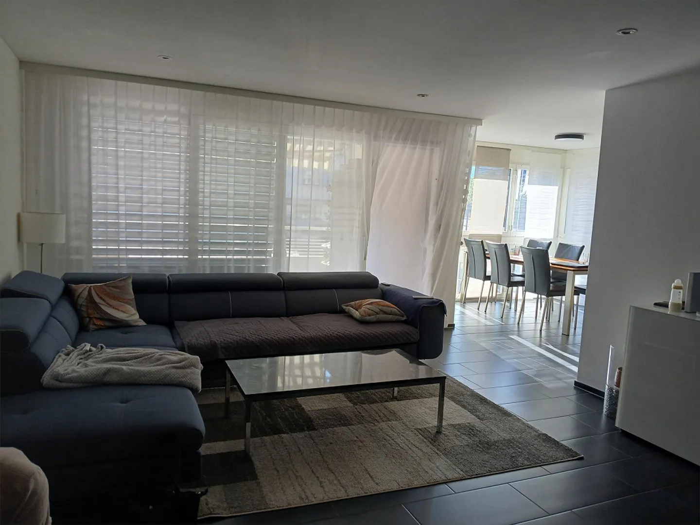 Attractive 4.5 Room Apartment Centrally Located in Sachseln - Photo 4 of 13