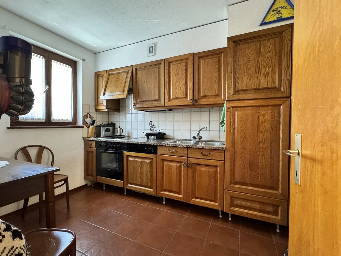 Maison accueillante de 5,5 pièces avec jardin à Caslano - Photo 5 sur 12