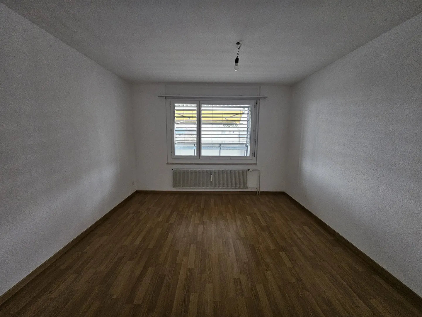 Appartement 4.5 pièces confortable dans un emplacement calme - Photo 4 sur 8