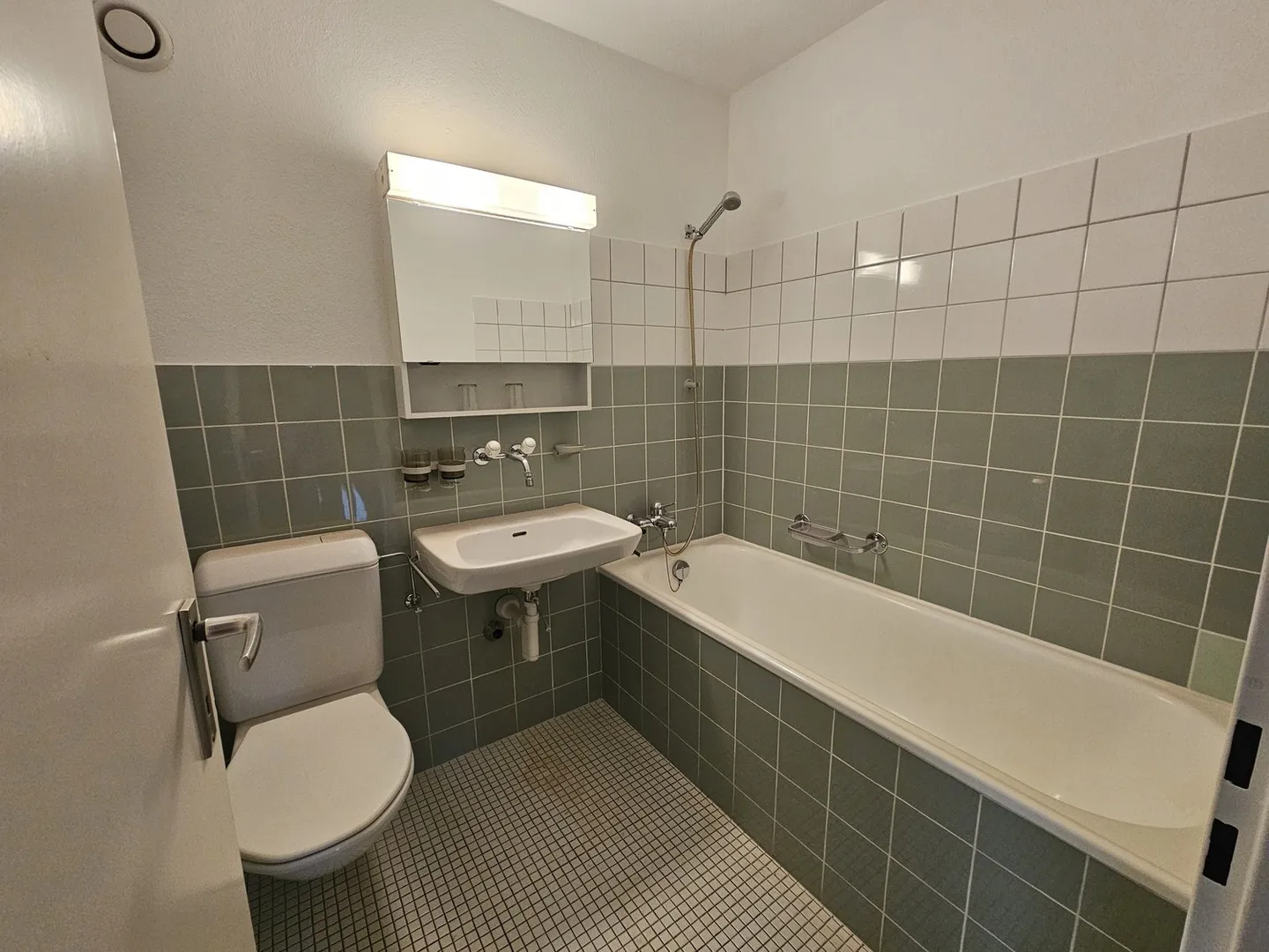 Appartement 4.5 pièces confortable dans un emplacement calme - Photo 7 sur 8