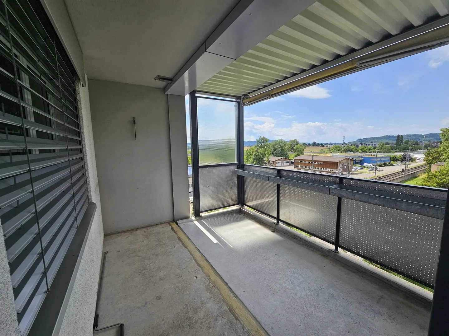 Appartement 4.5 pièces confortable dans un emplacement calme - Photo 8 sur 8