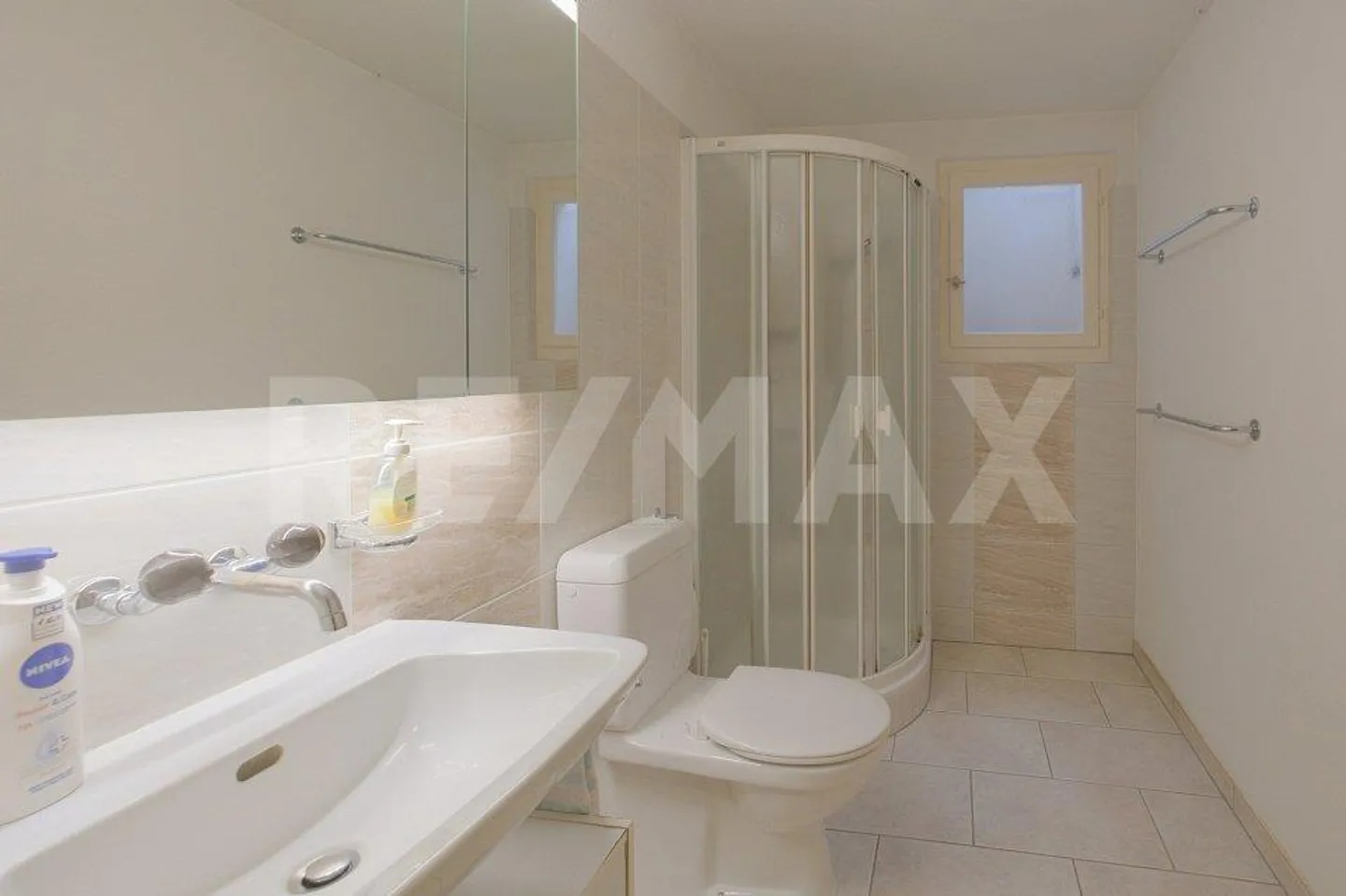 Naturverbunden Wohnen an der Aare:  4.5 Zimmer-Einfamilienhaus mit ... - Photo 11 of 13