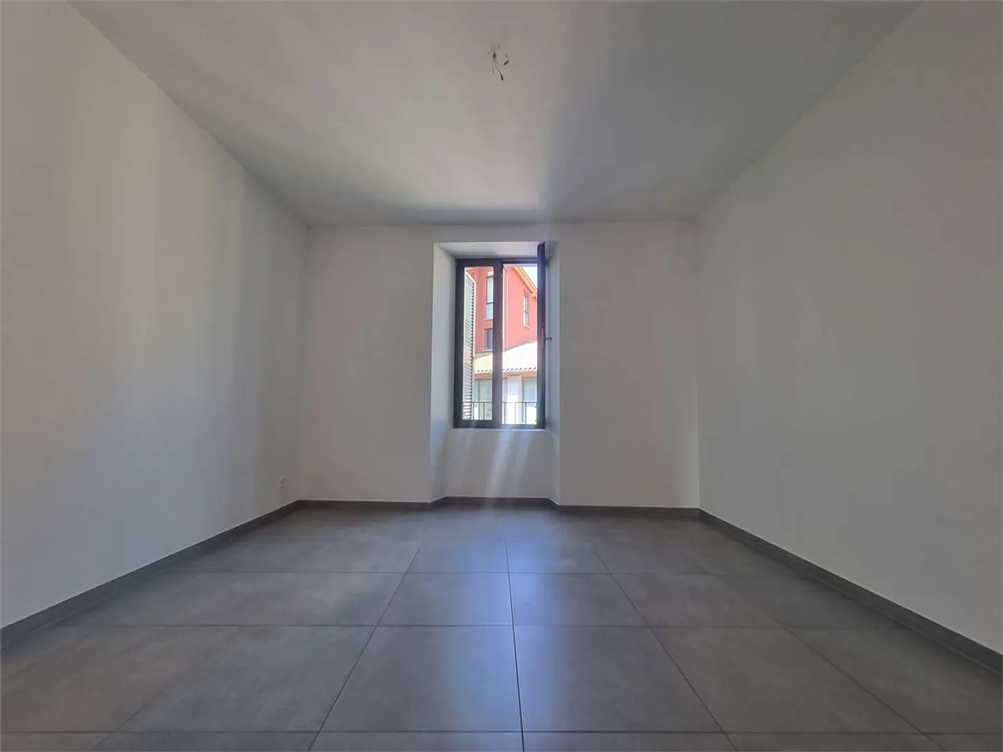 Nuovo appartamento di 3.5 locali - Foto 3 di 3