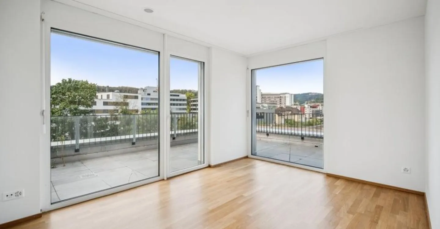 Stunning 3.5-room penthouse apartment for rent in Liestal - Photo 5 of 9