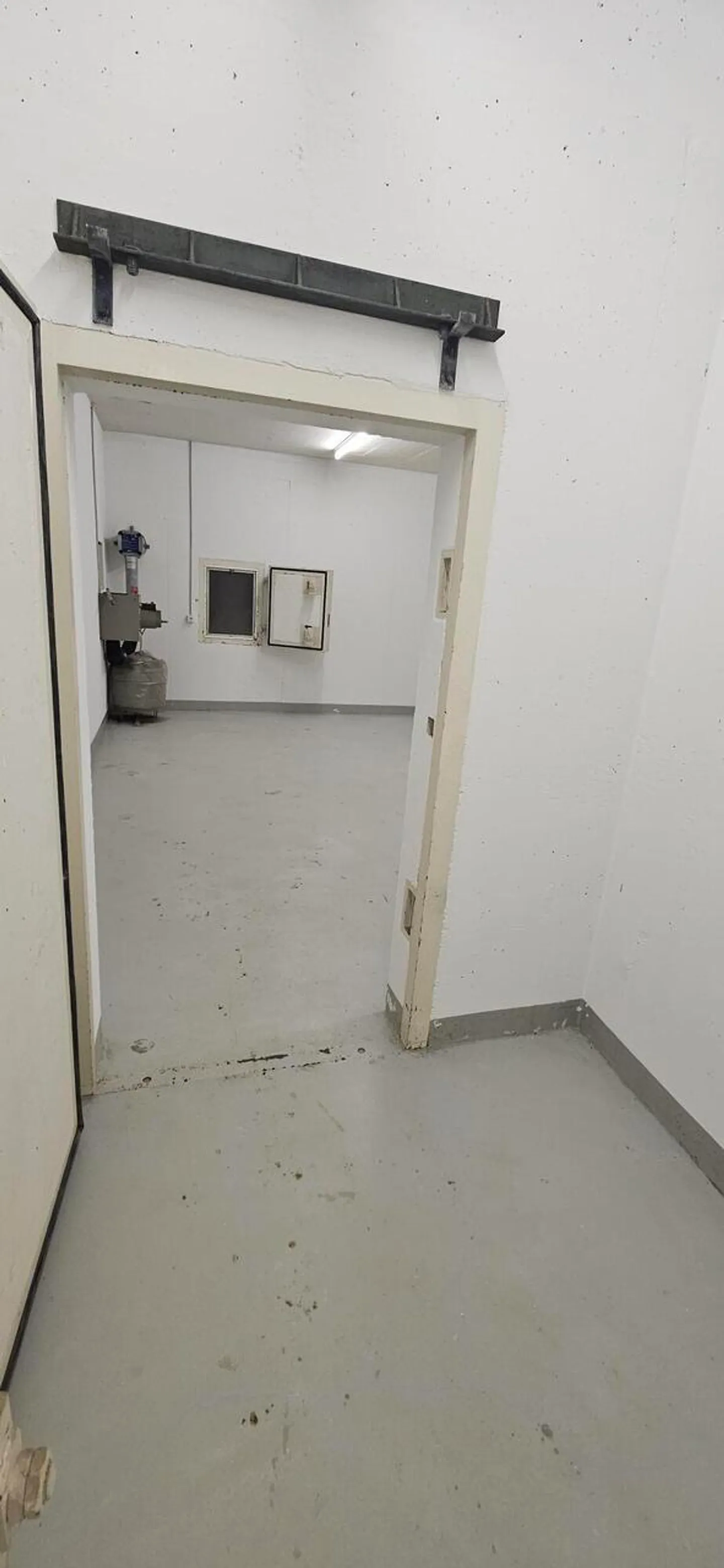 ZU VERMIETEN: Lager- oder Archivraum in Luzern - Foto 4 von 6