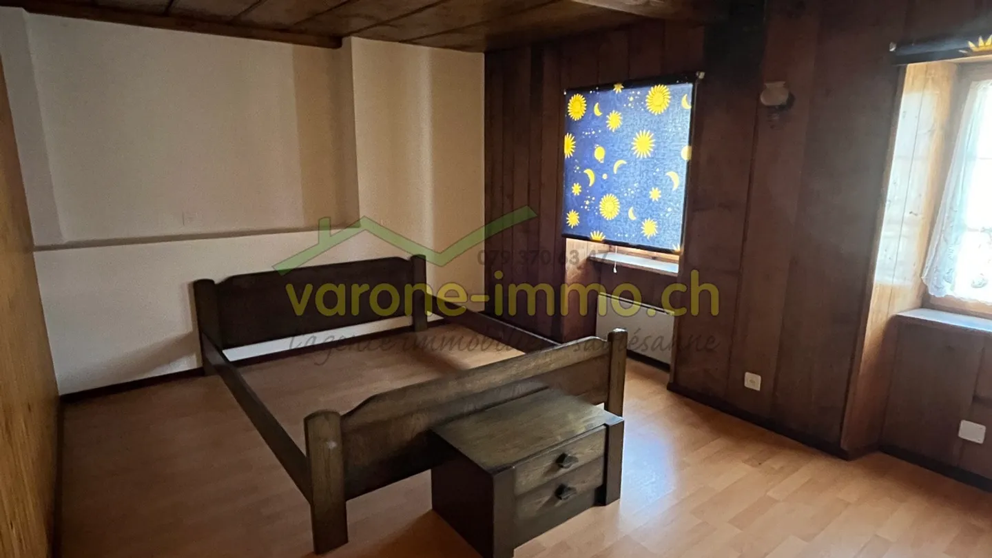 For Sale - 4.5 Room Apartment in the Heart of the Village of Roumaz/Savièse - Photo 8 of 15