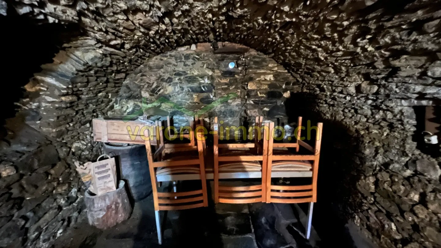 For Sale - 4.5 Room Apartment in the Heart of the Village of Roumaz/Savièse - Photo 15 of 15