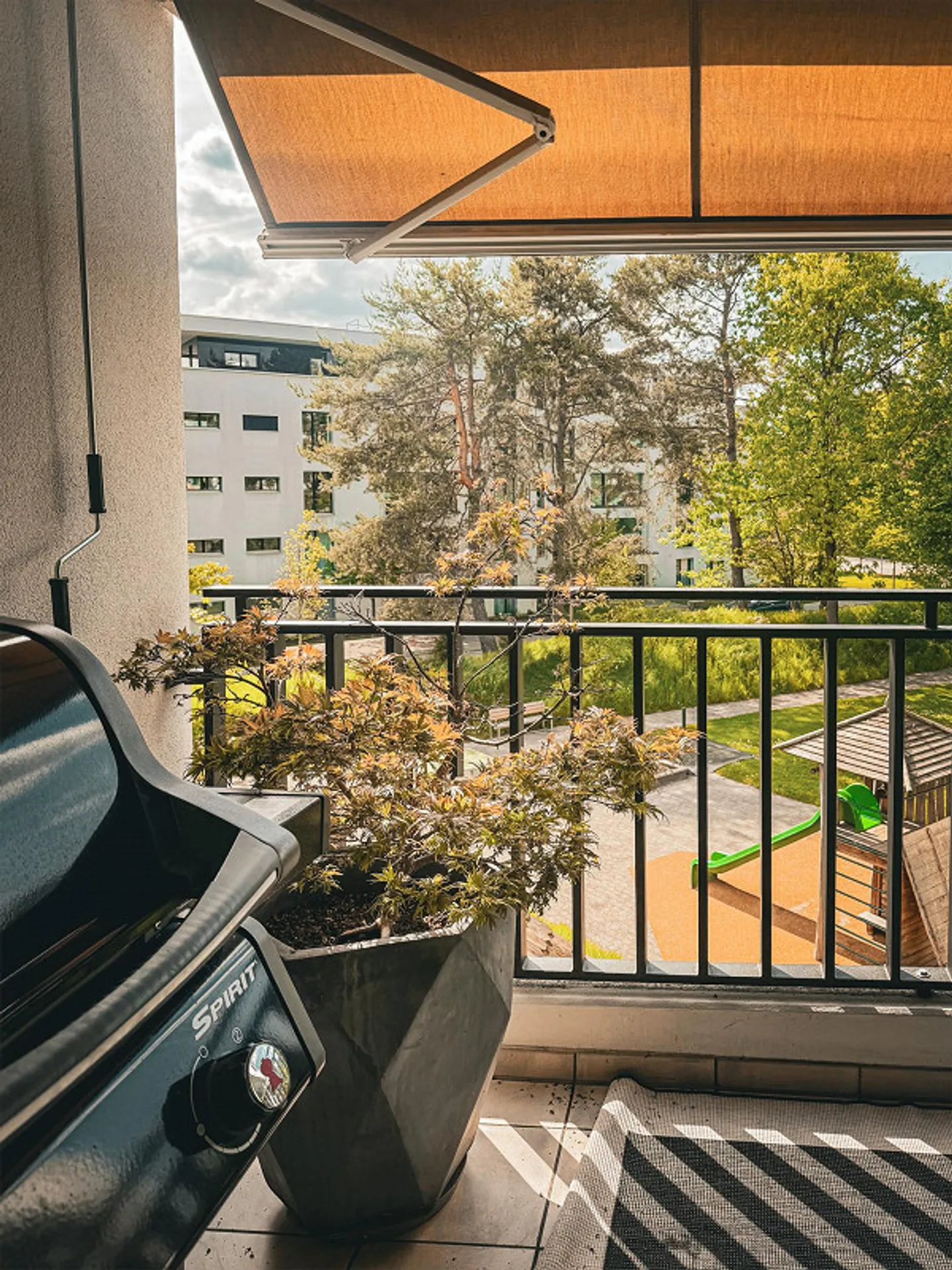 Helles möbliertes Apartment in Baar - Foto 4 von 14