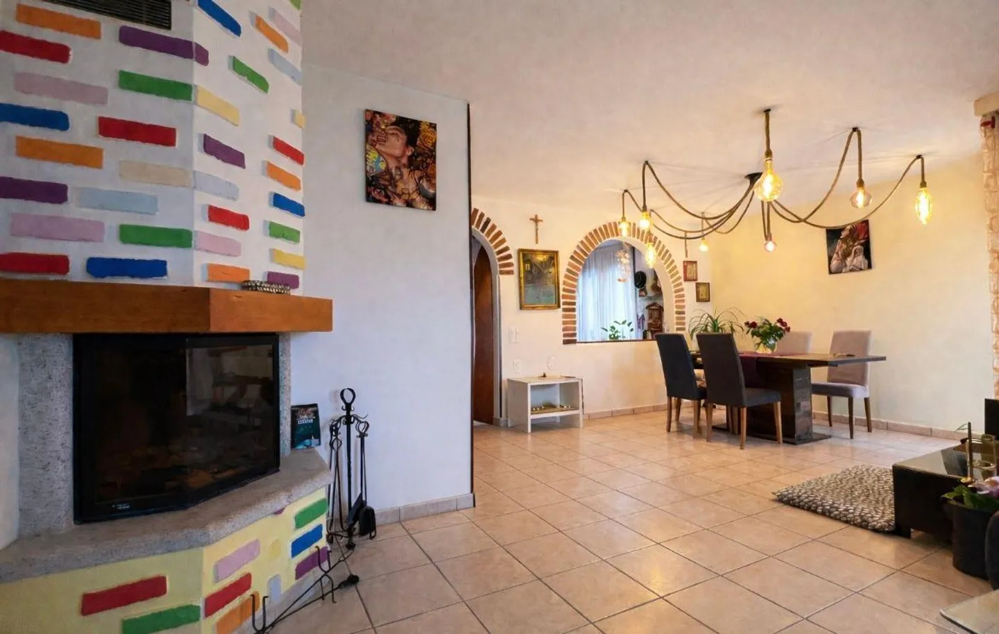 Charmante Villa Familiare con Giardino - Foto 4 di 18