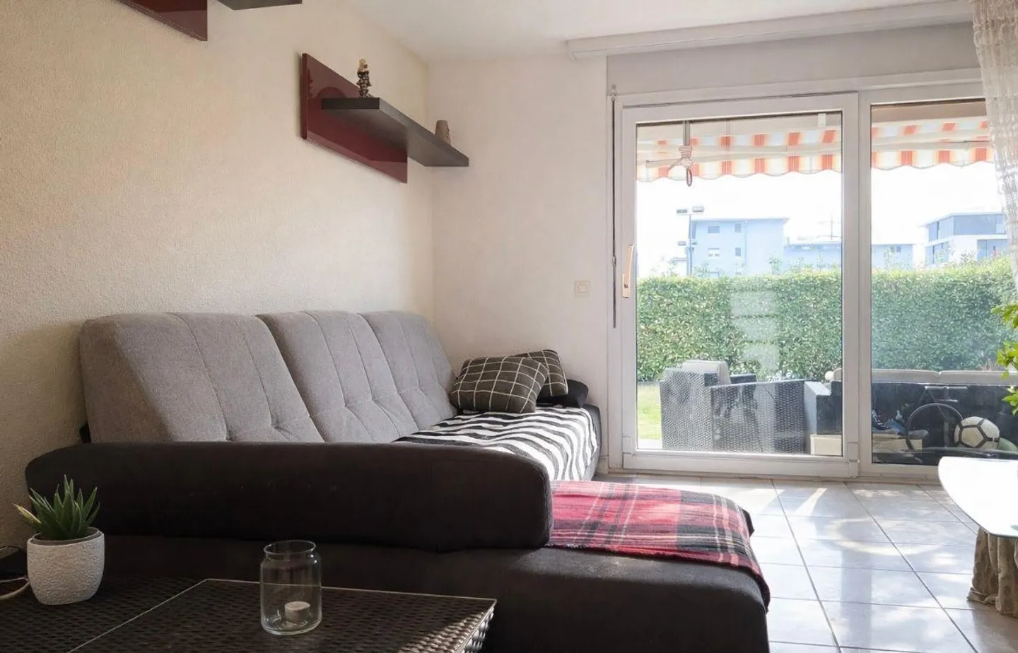 Charmante Villa Familiare con Giardino - Foto 5 di 18