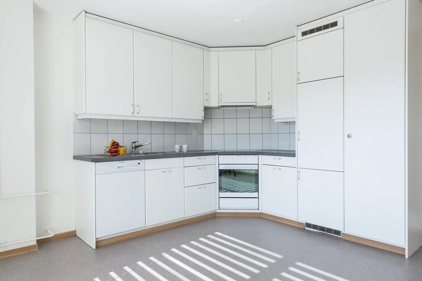 Living with a view of greenery - Photo 4 of 6