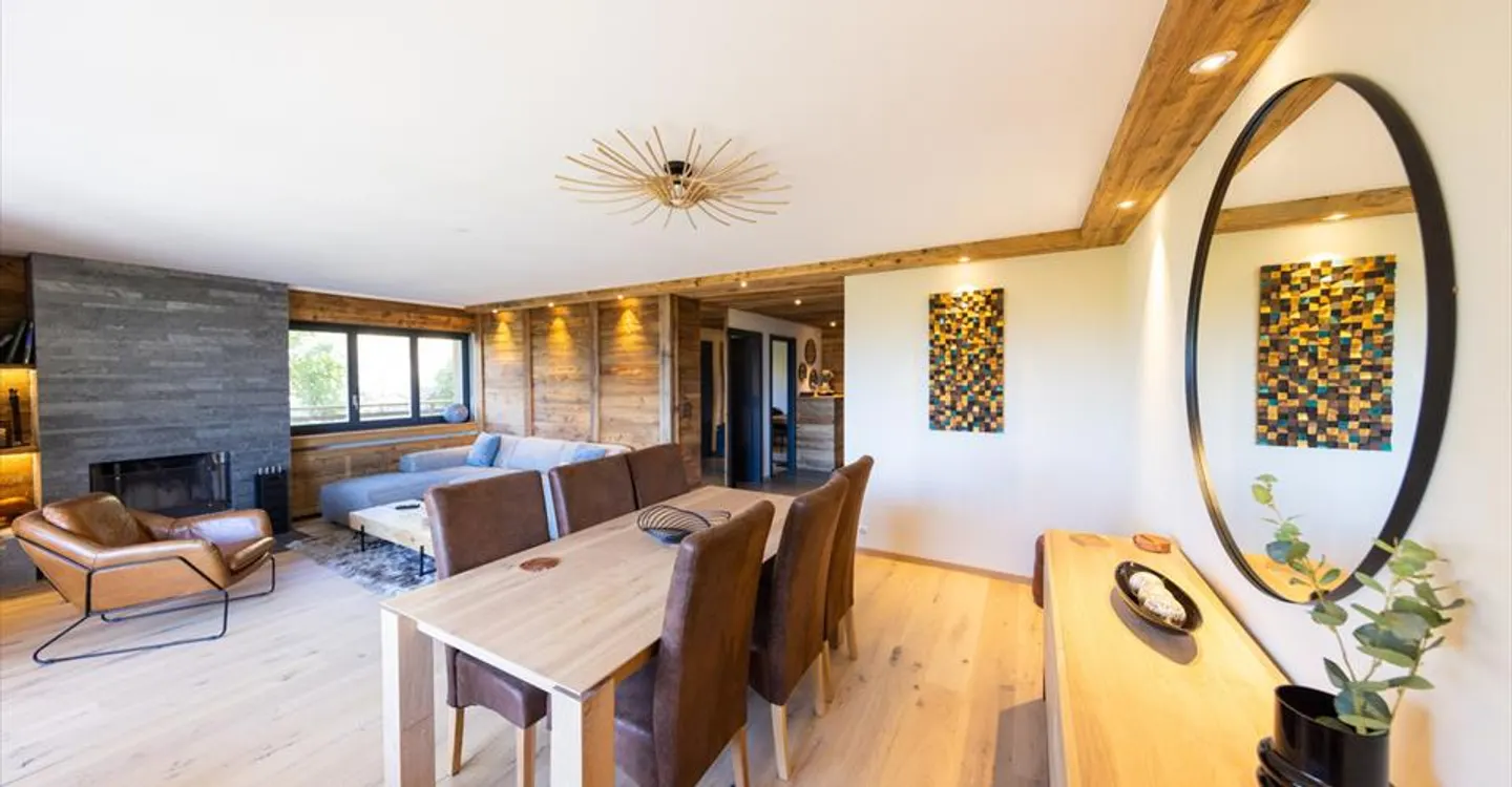 Sublime 3.5-room apartment fully renovated. - Photo 4 of 12