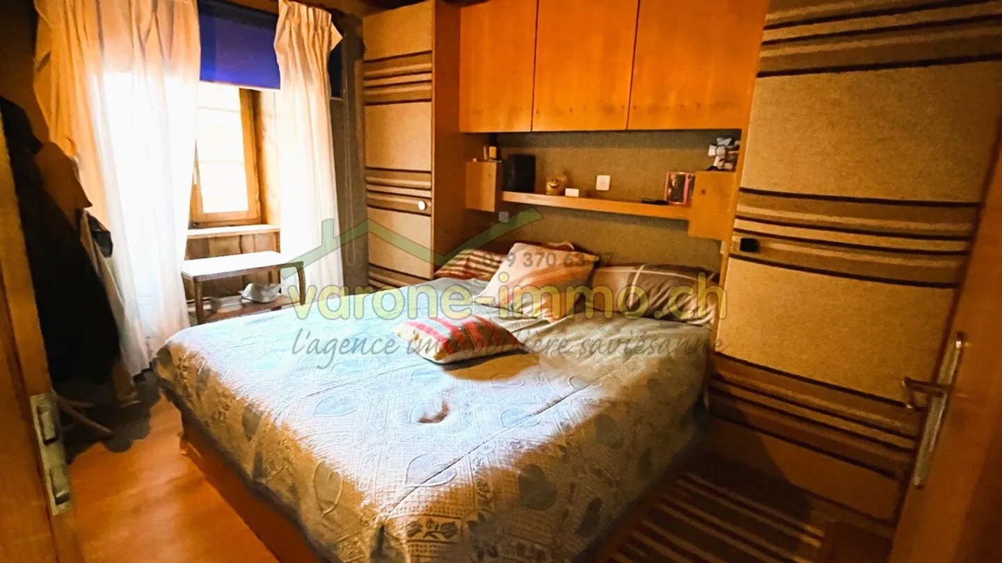 For Sale - 2.5 Room Apartment in the Heart of the Village of Roumaz/Savièse - Photo 4 of 8