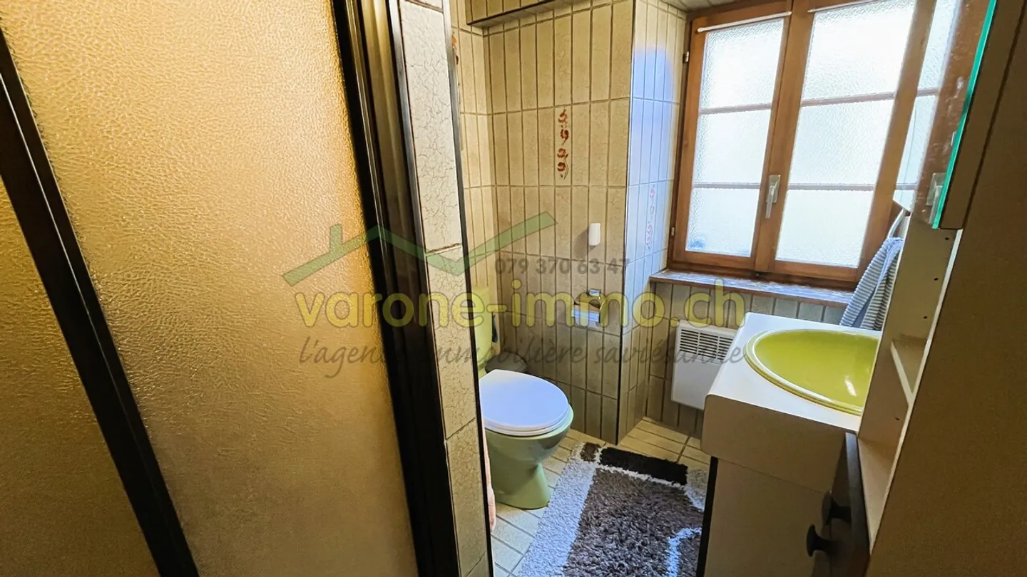 For Sale - 2.5 Room Apartment in the Heart of the Village of Roumaz/Savièse - Photo 5 of 8