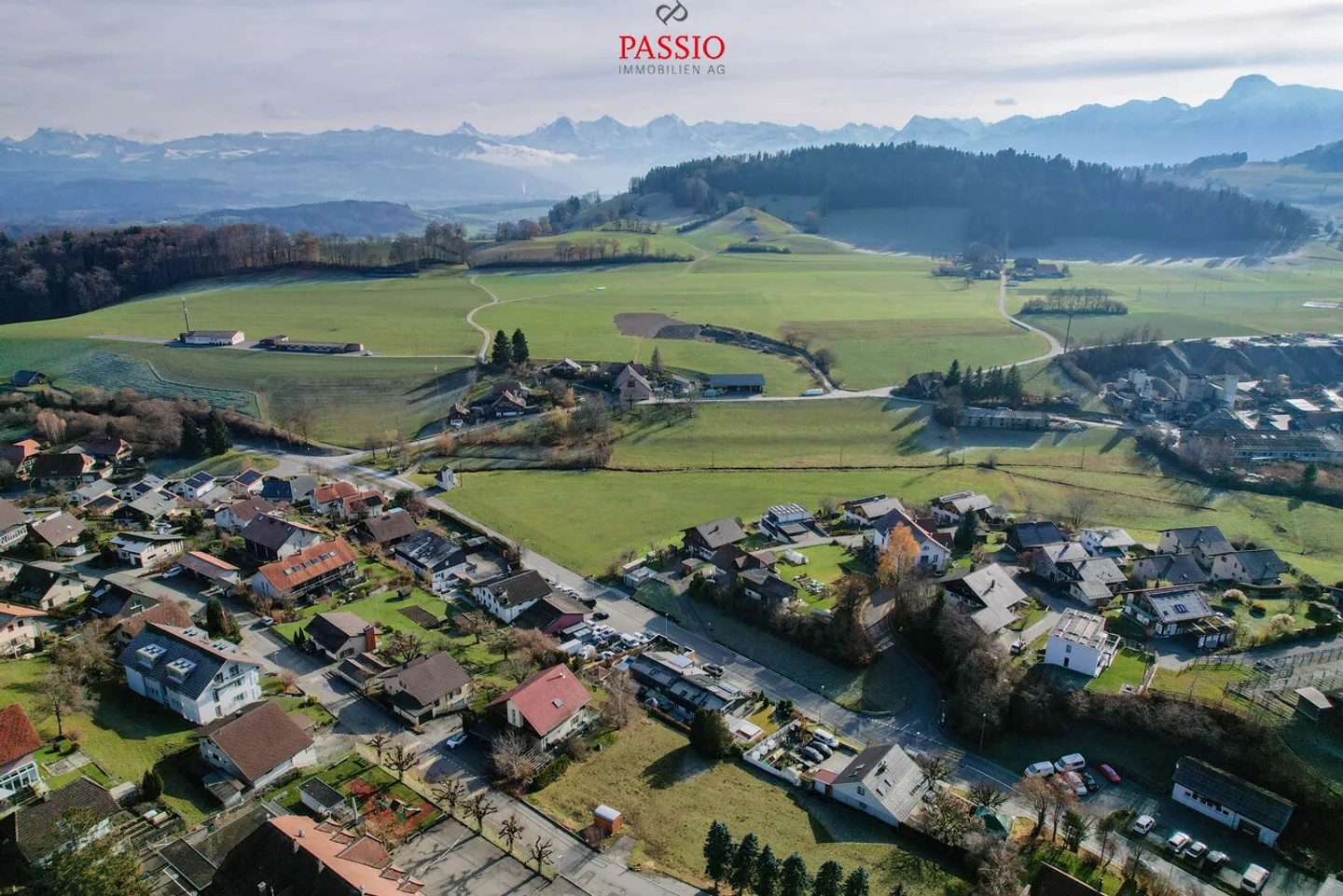 Maison 2 familles de 7 pièces avec studio, espace commercial et vue sur les Alpes - Photo 32 sur 32