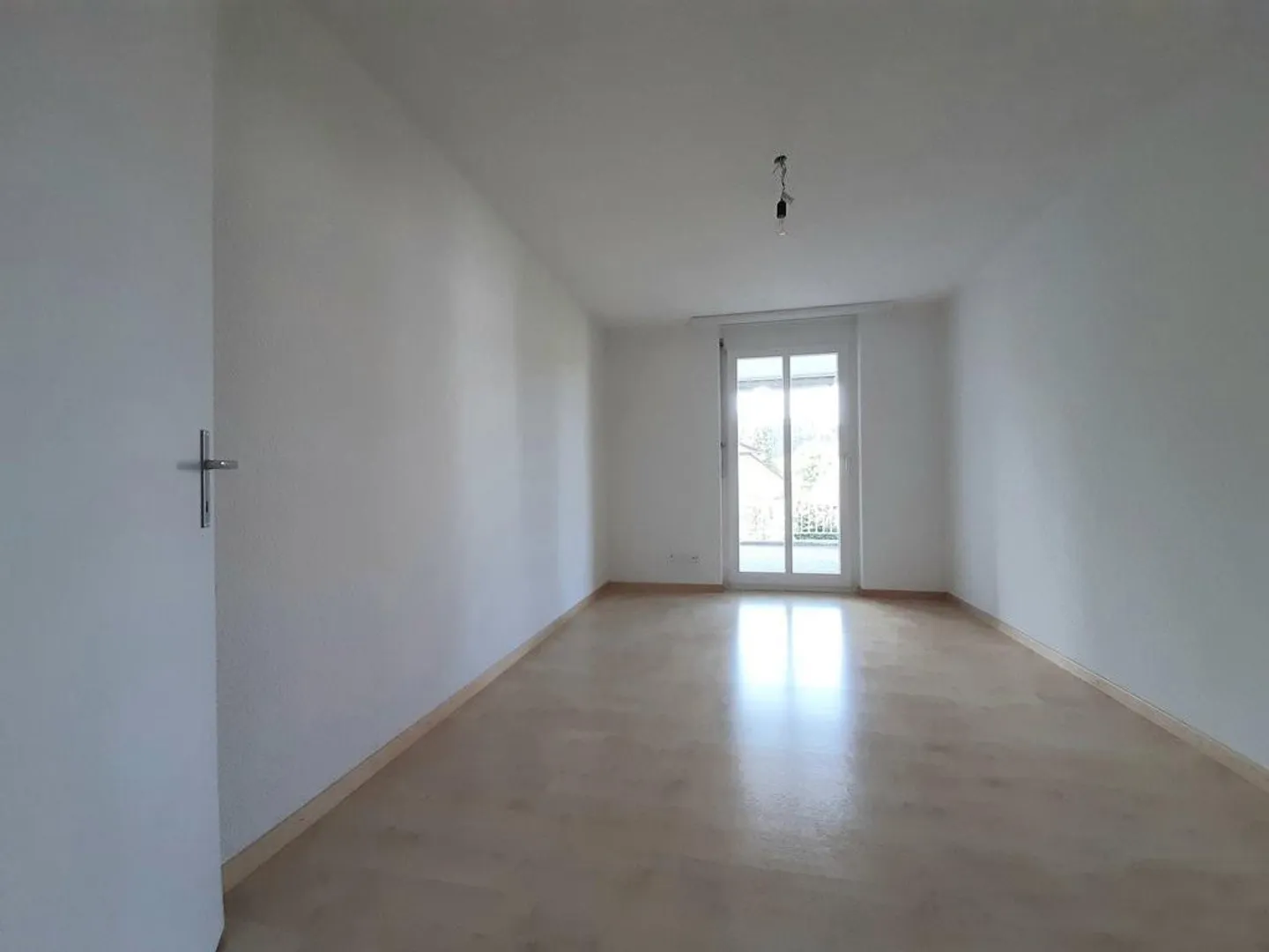 Moderne 4.5-Zimmerwohnung - Foto 3 von 7