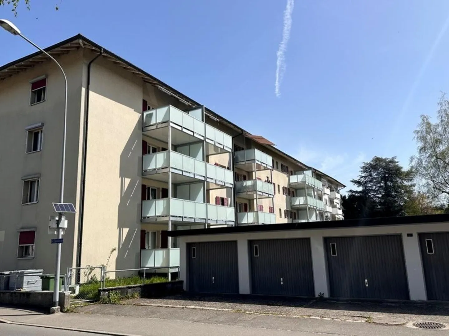 Charmante Wohnung in Nidau - Foto 1 von 7