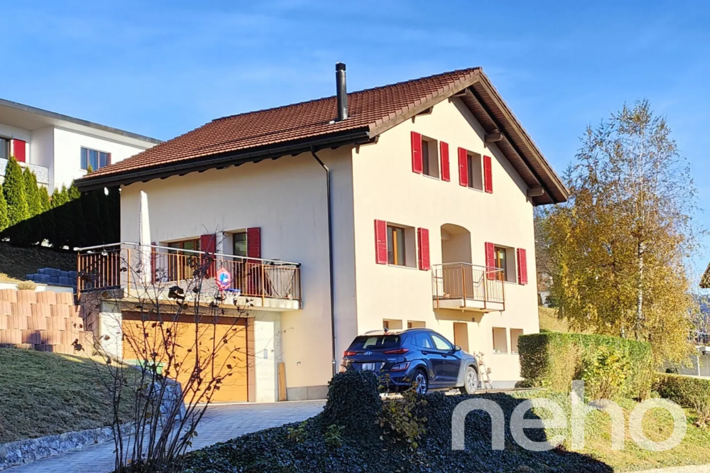 Affascinante casa indipendente ristrutturata con grande giardino e vista libera - Foto 3 di 13