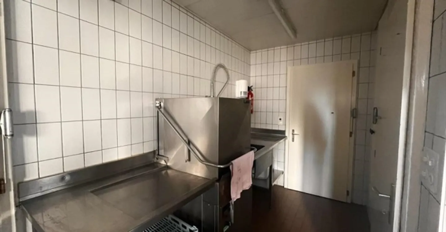 Immeuble mixte à louer - Photo 7 sur 7