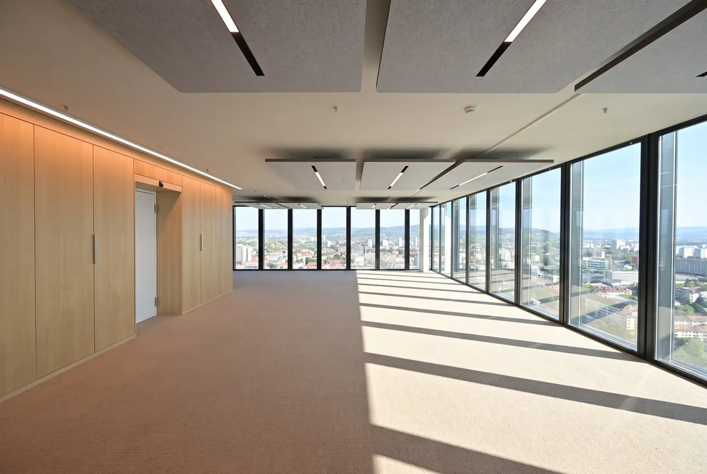 Bureau de luxe avec vue panoramique - Photo 4 sur 13