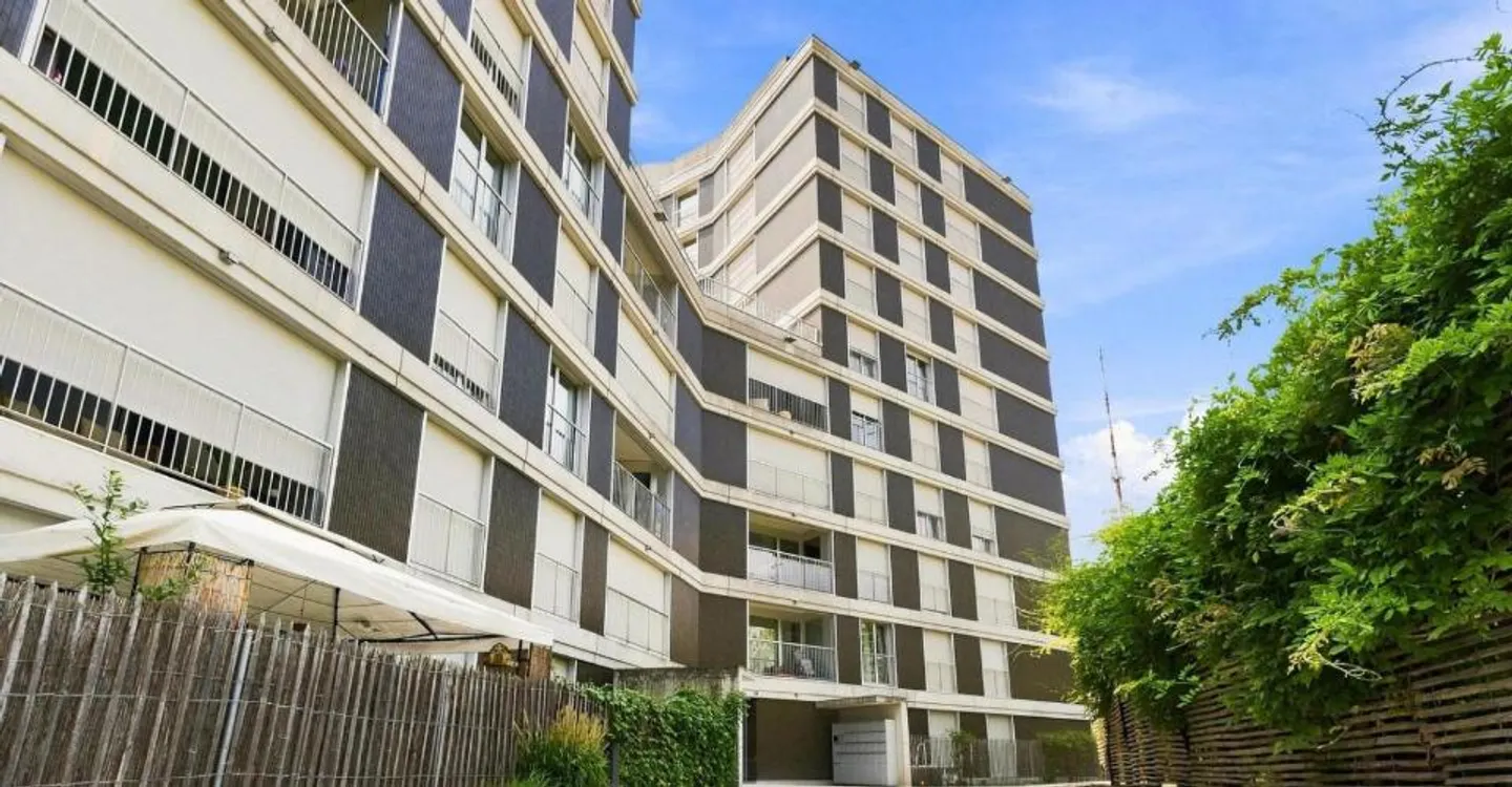 Radice Residence: bright apartments in a well-kept environment - Photo 1 of 7