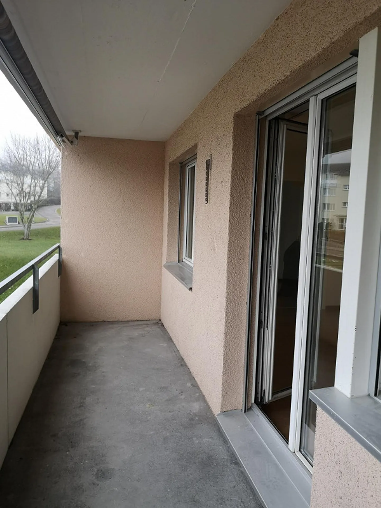 appartamento 4 1/2 stanze completamente ristrutturato a Wittenbach - Foto 5 di 9