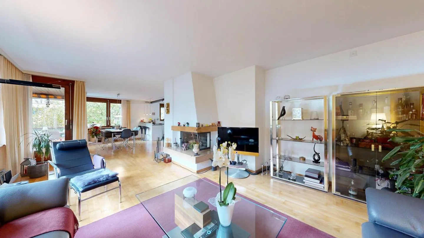 4½-Room Apartment on the 1st Floor with Parking Space - Photo 5 of 19