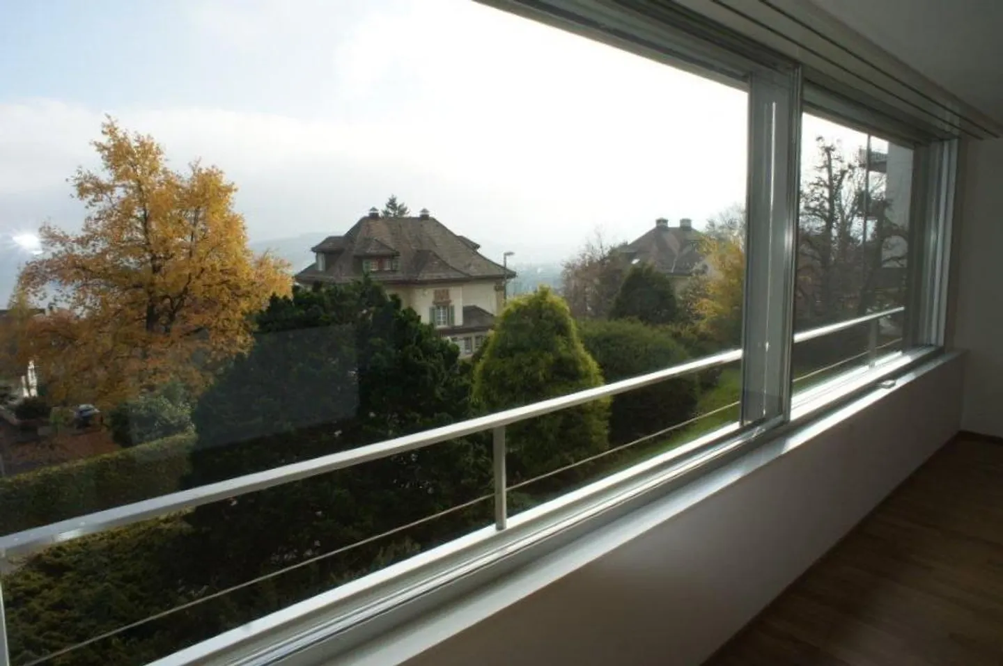 Appartement 2,5 pièces avec vue - Photo 1 sur 9