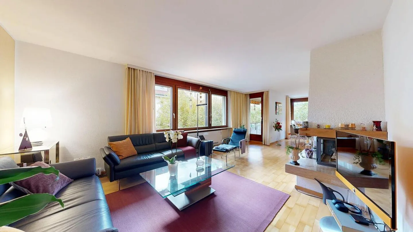 4½-Room Apartment on the 1st Floor with Parking Space - Photo 6 of 19