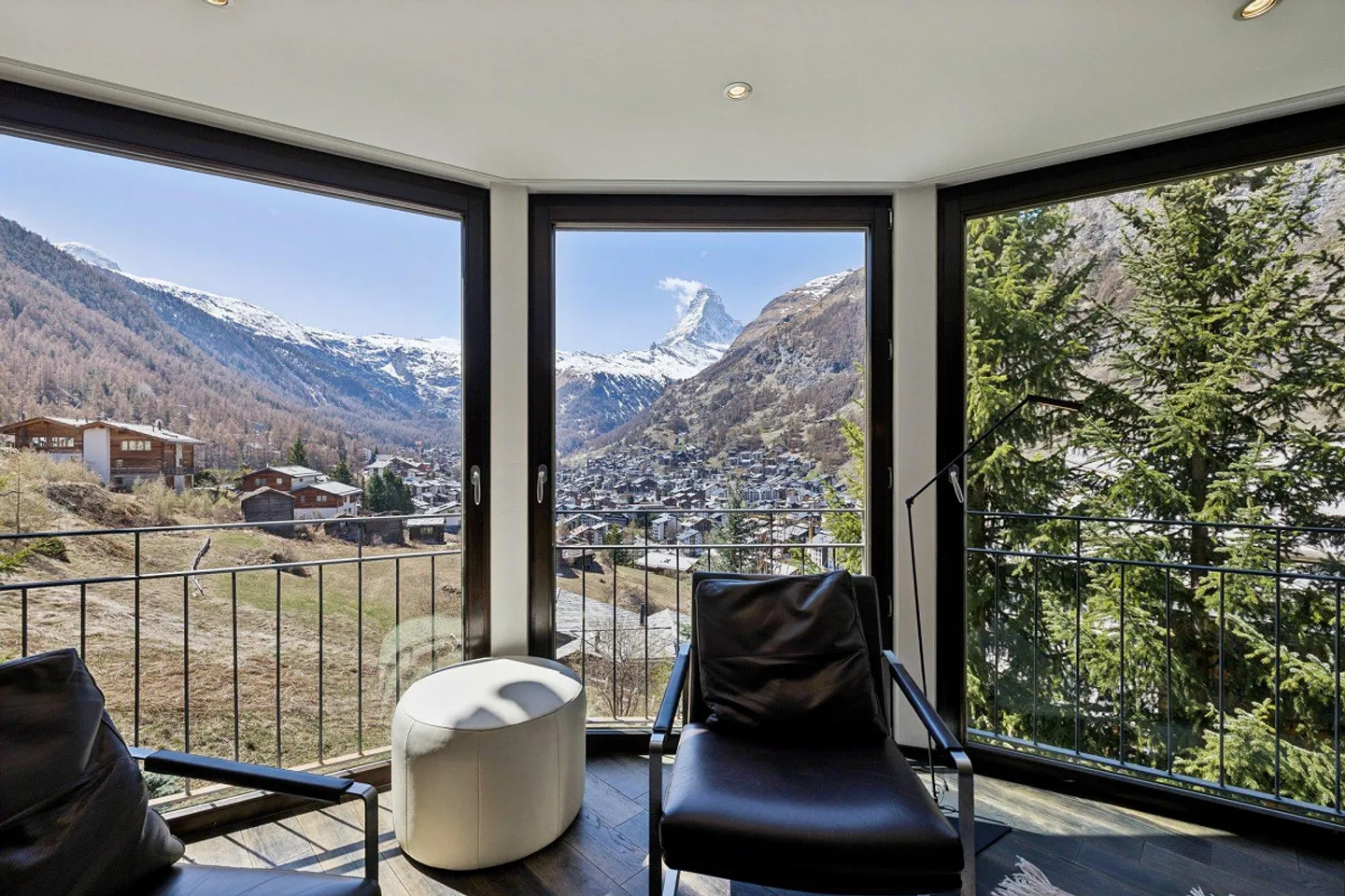 Exclusive Second Home with Matterhorn View - Photo 4 of 10