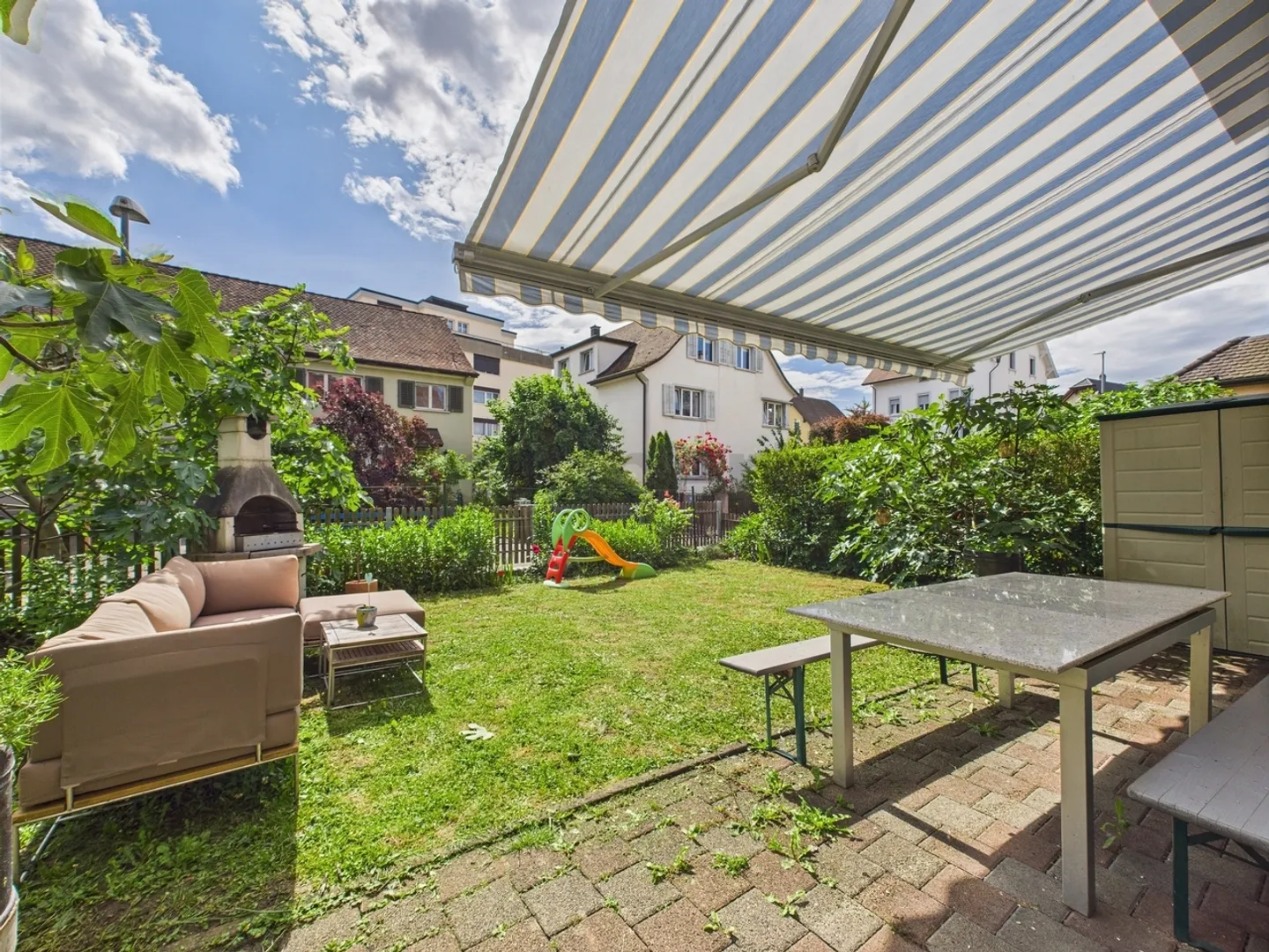 Frisch renoviertes 5.5-Zimmer Reihenhaus - Foto 1 von 13