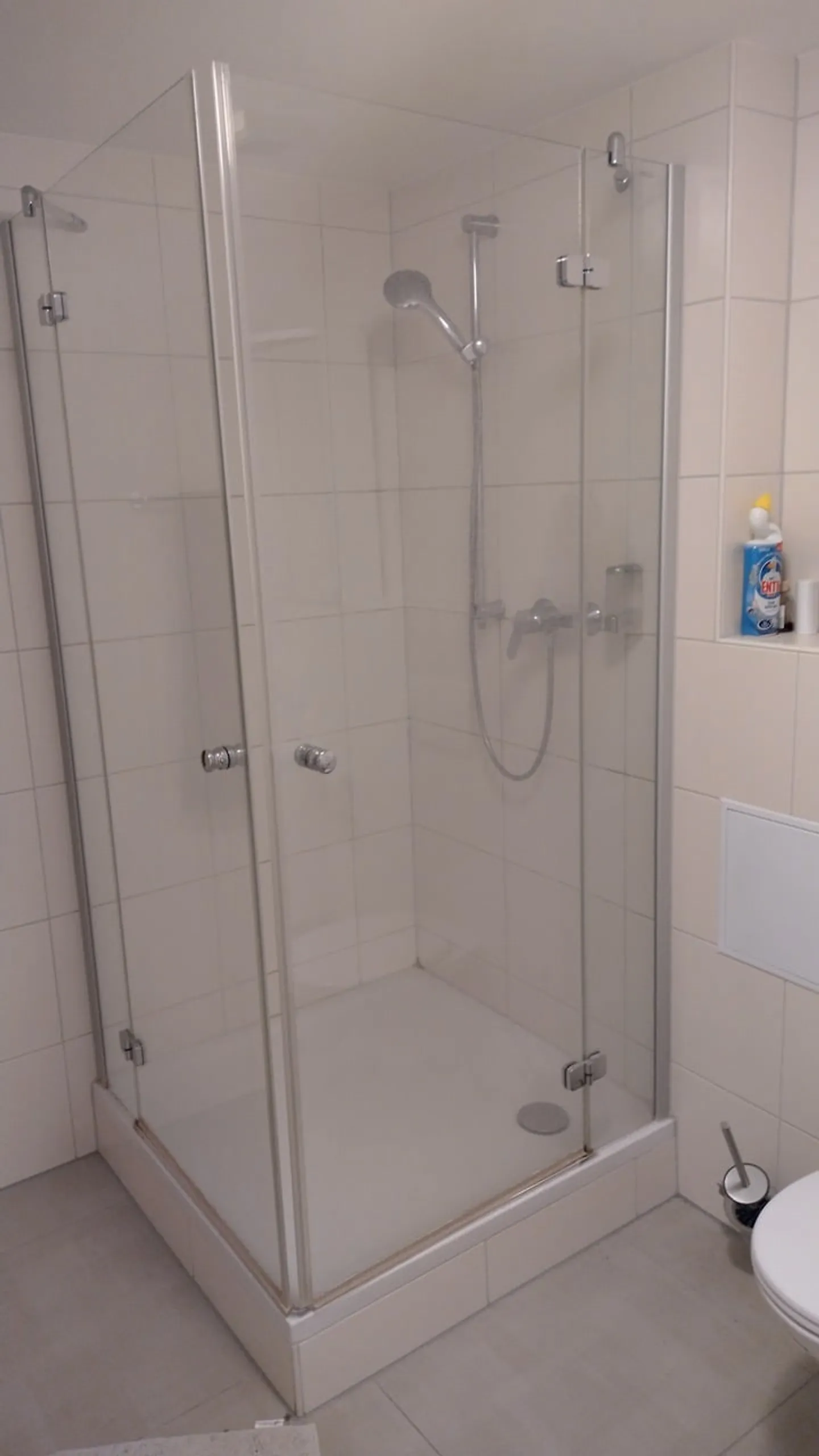 Studio Charmant au Cœur d'Olten – Directement au Quai de la Gare - Photo 4 sur 6