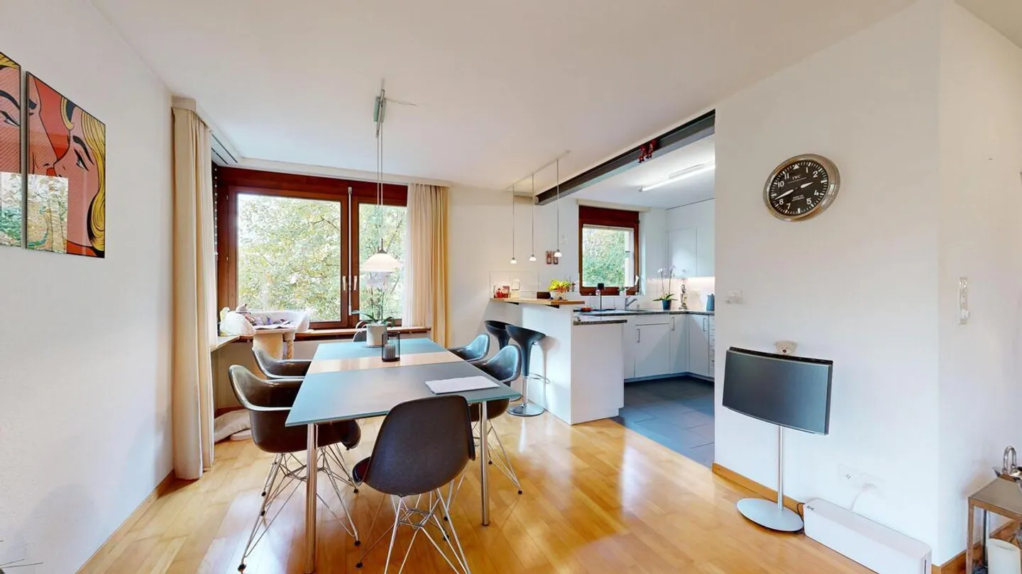 4½-Room Apartment on the 1st Floor with Parking Space - Photo 7 of 19