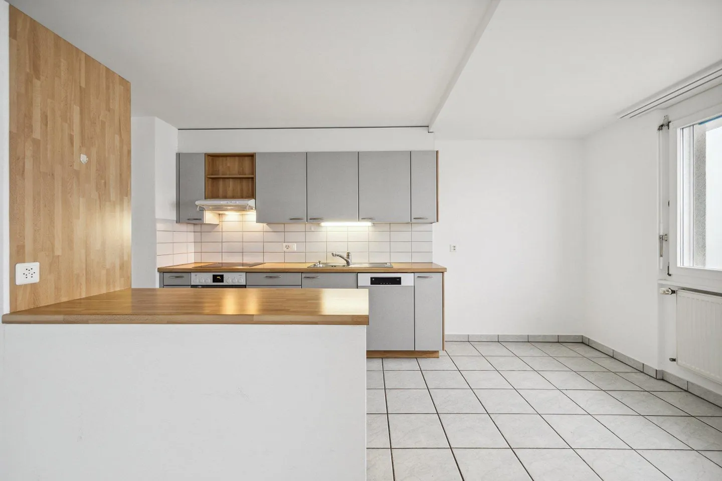 Appartamento in affitto - Foto 4 di 6