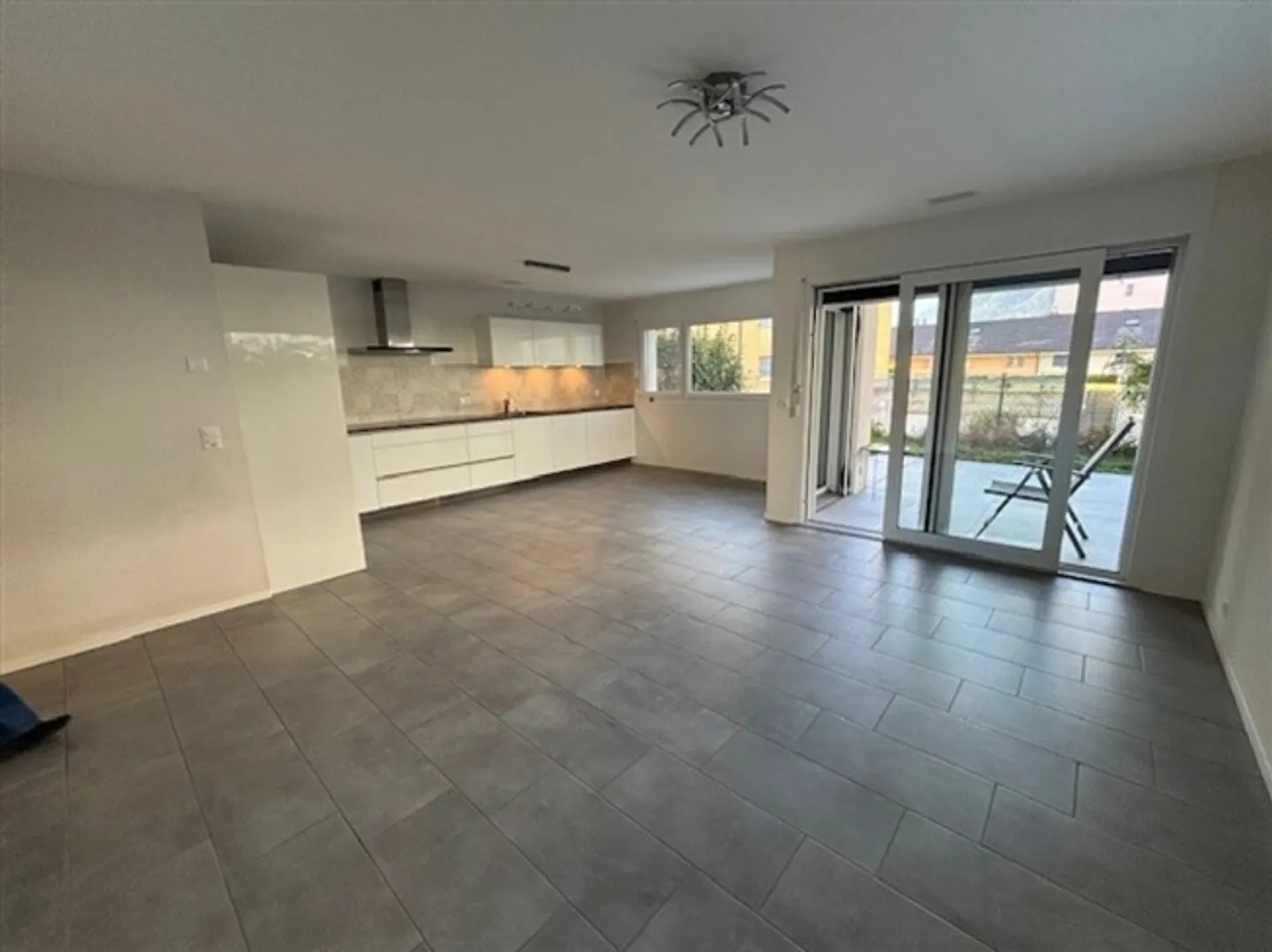 «4.5 Zimmerwohnung mit Garten» - Foto 2 von 10