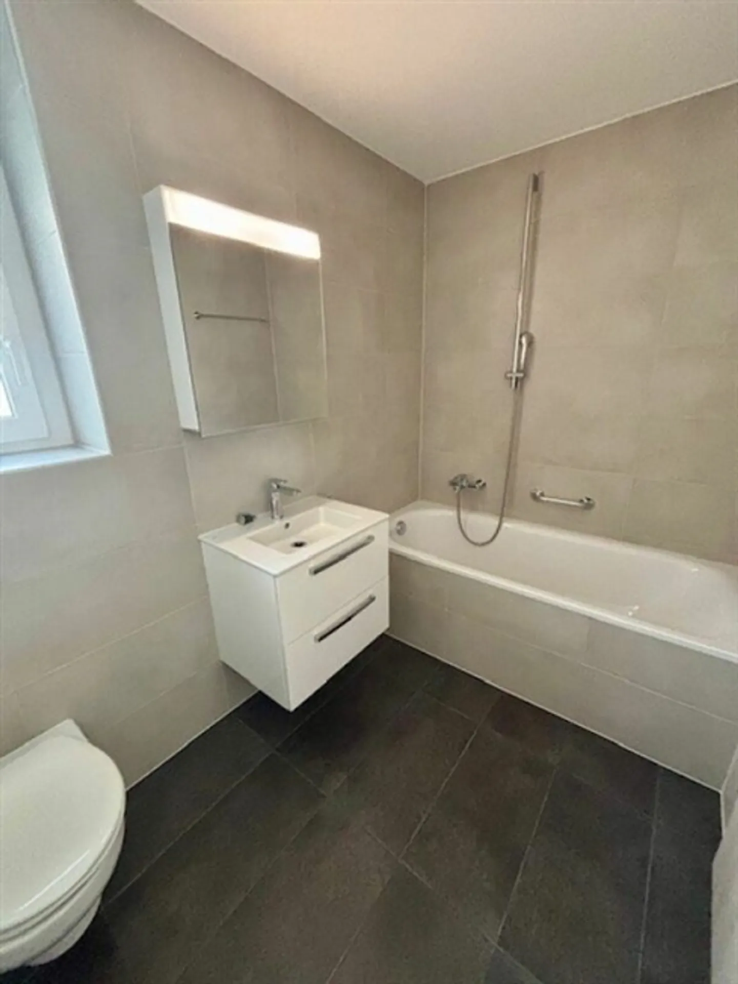 «4.5 Zimmerwohnung mit Garten» - Foto 4 von 10