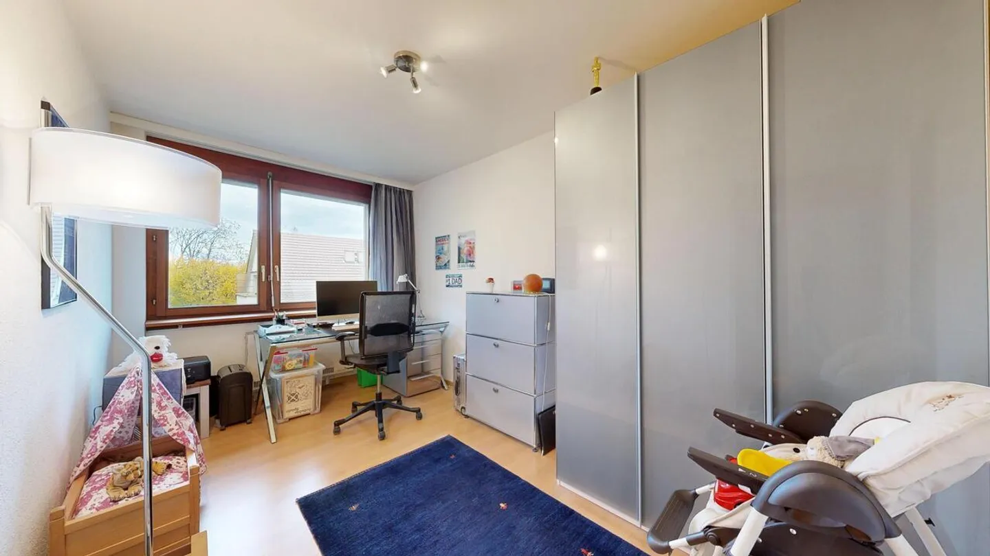 4½-Room Apartment on the 1st Floor with Parking Space - Photo 10 of 19