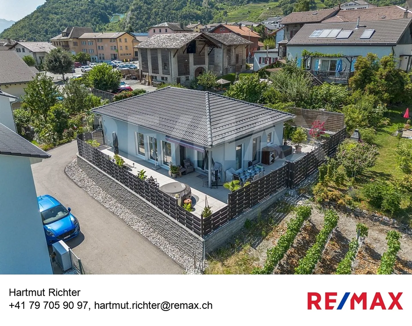 Elegance and comfort on one level in the heart of Chamoson - Photo 1 of 13