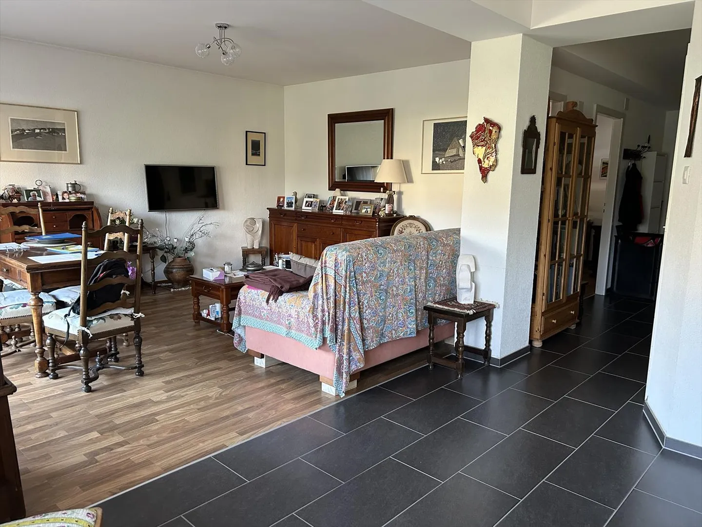 2.5 Room Apartment - Photo 1 of 7