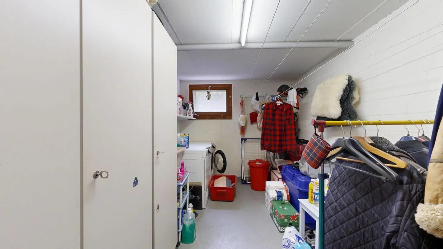 4½-Room Apartment on the 1st Floor with Parking Space - Photo 15 of 19