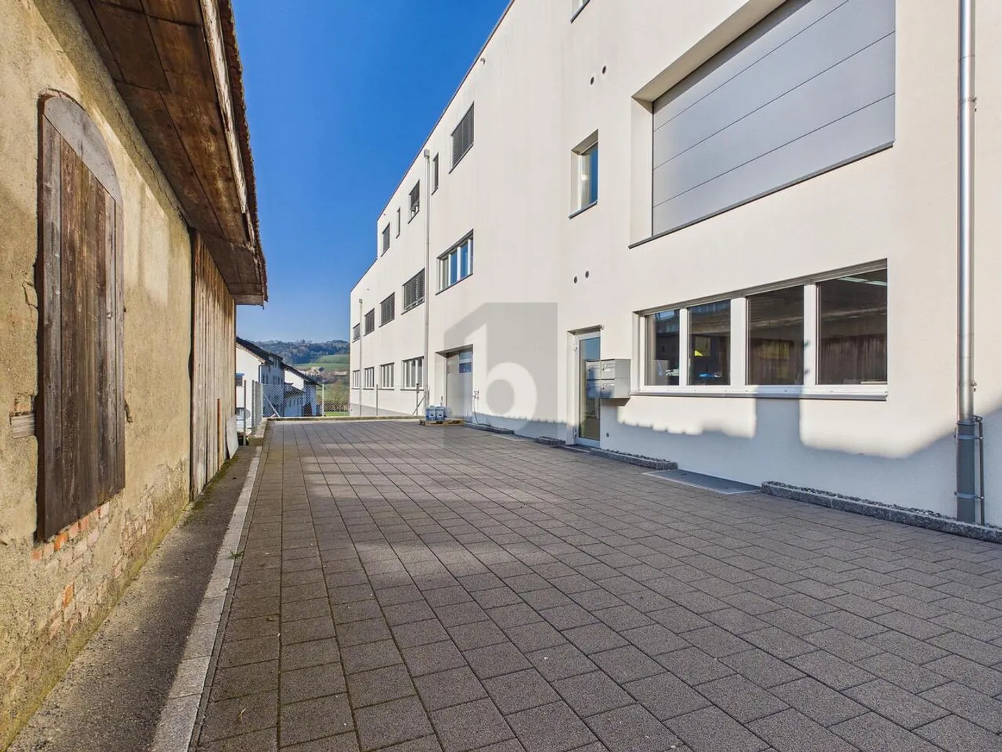 MODERNE WERKSTATT FÜR FLEXIBLE NUTZUNG - Photo 2 sur 5