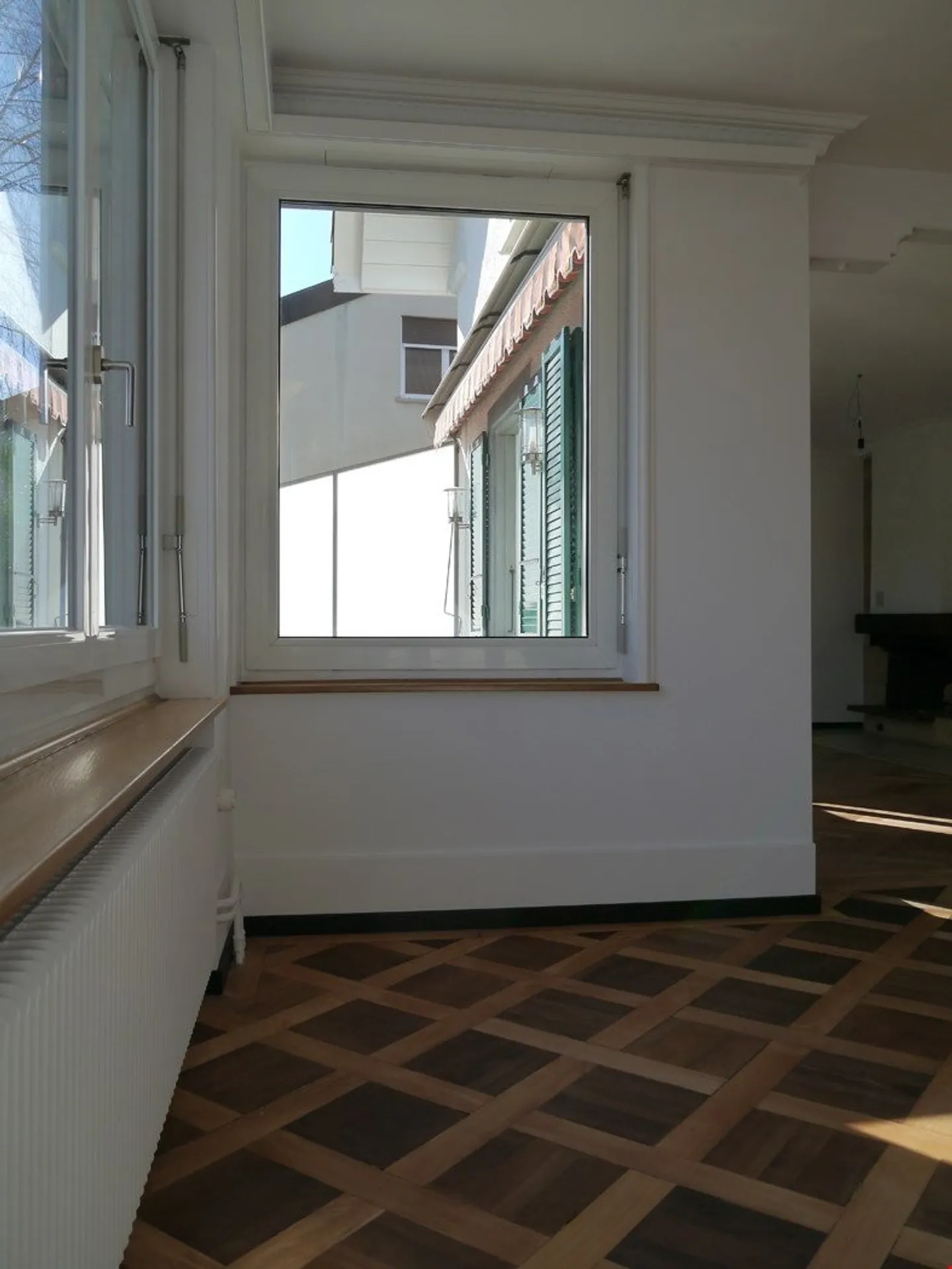 Appartamento 3.5 locali con balcone e giardino condiviso - Foto 5 di 9