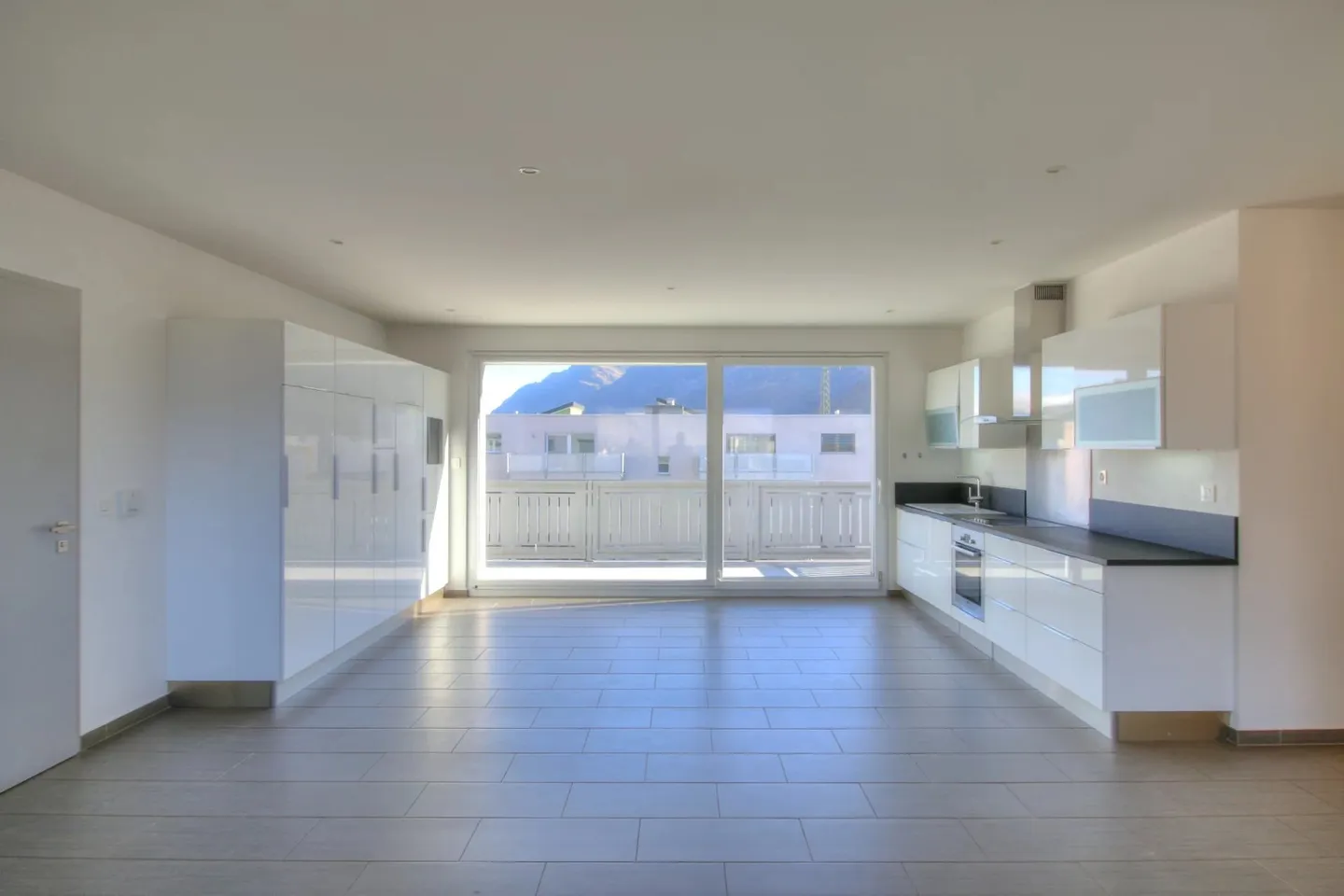 Wohnung kaufen - Foto 1 von 11