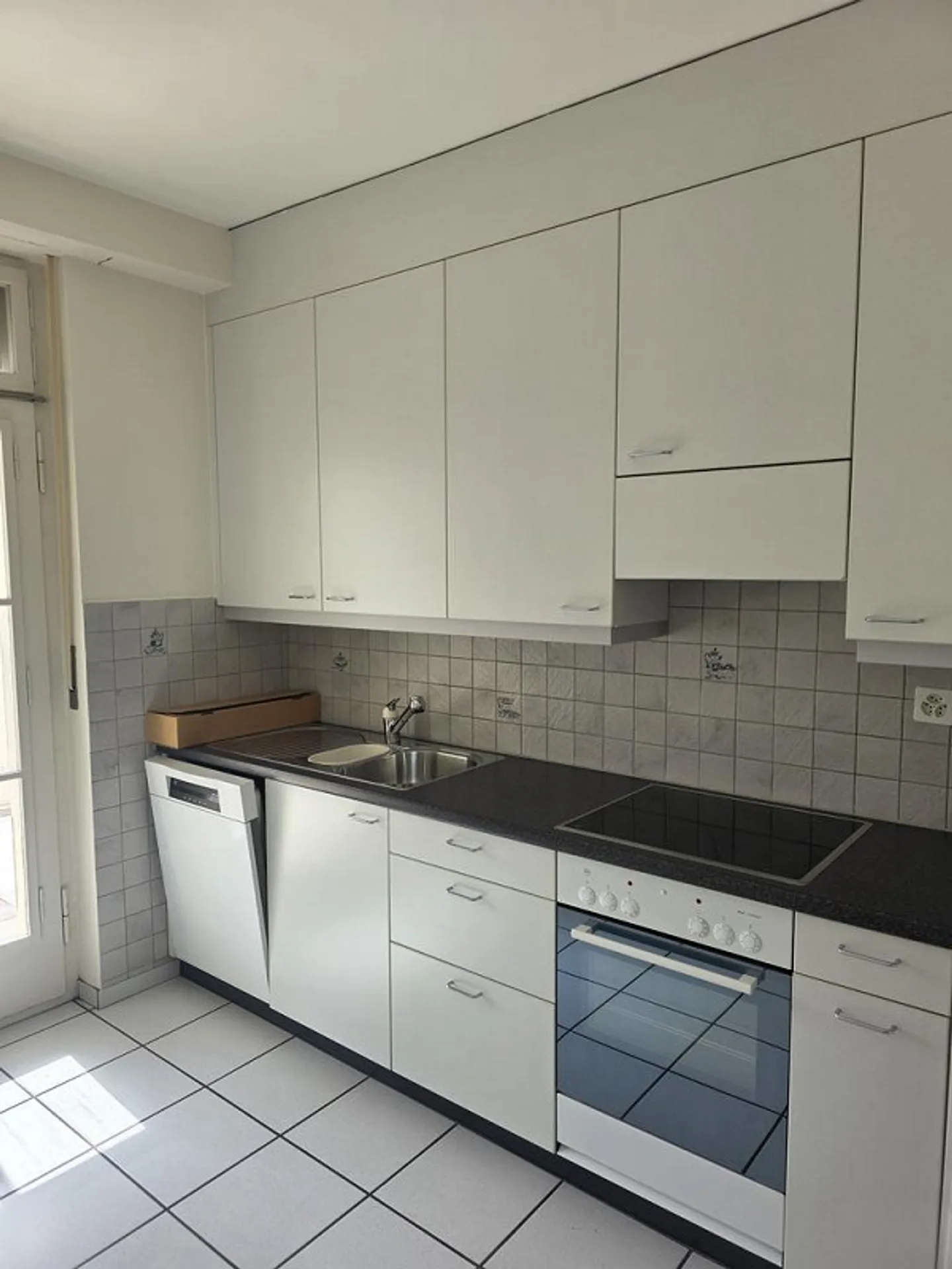 Attractive 2-room apartment with winter garden - Photo 4 of 12